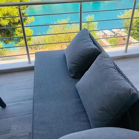 Apartment D & A Land Luxury House